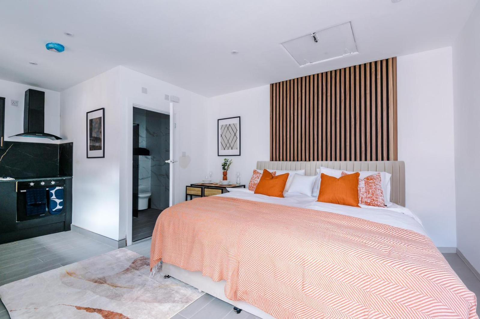 Comfort Style Brand New Selly Oaks Apartment Birmingham Room photo